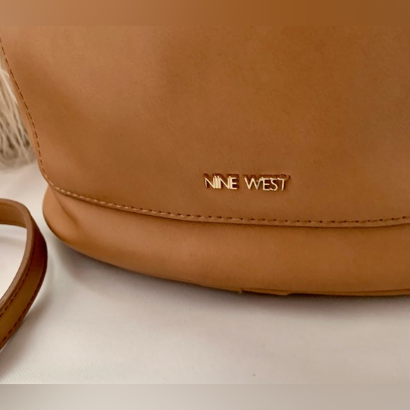 👜 Nine West Women Bucket Bags 👜 Mediana 👜Leather 👜Correa ajustable 👜#NIN💥 - Picture 4 of 16